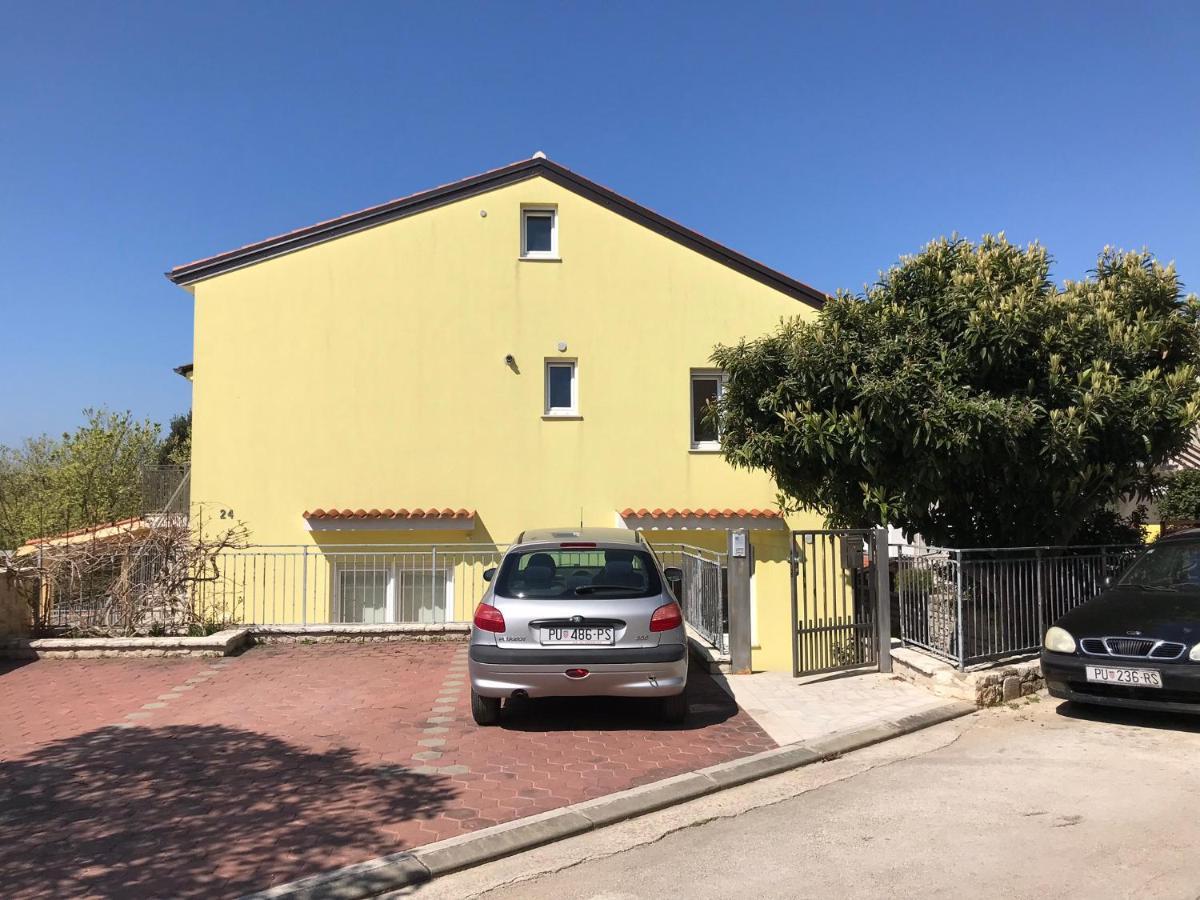 Vale Lunga Apartments Póla Kültér fotó